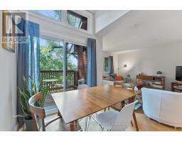 2 - 359 Albany Avenue, Toronto, ON M5R3E2 Photo 8