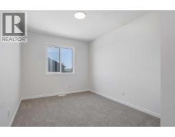390 Ellen Park, Crossfield, AB T0M0S0 Photo 38