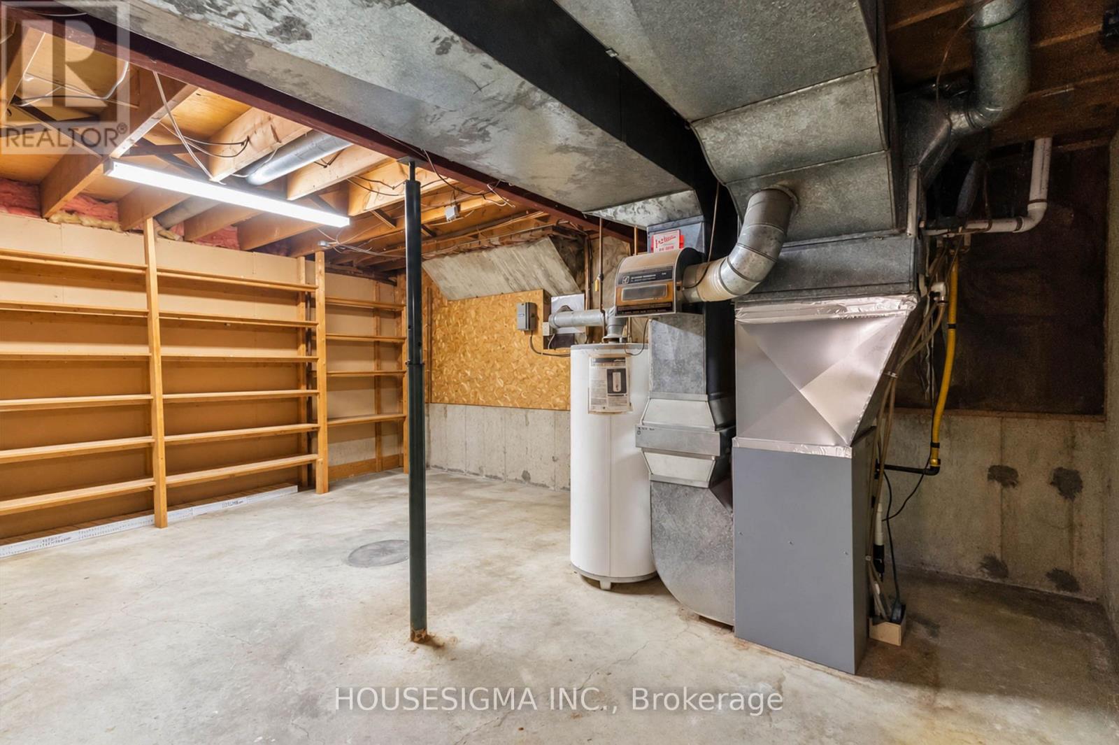711 BUTLER AVENUE - 33