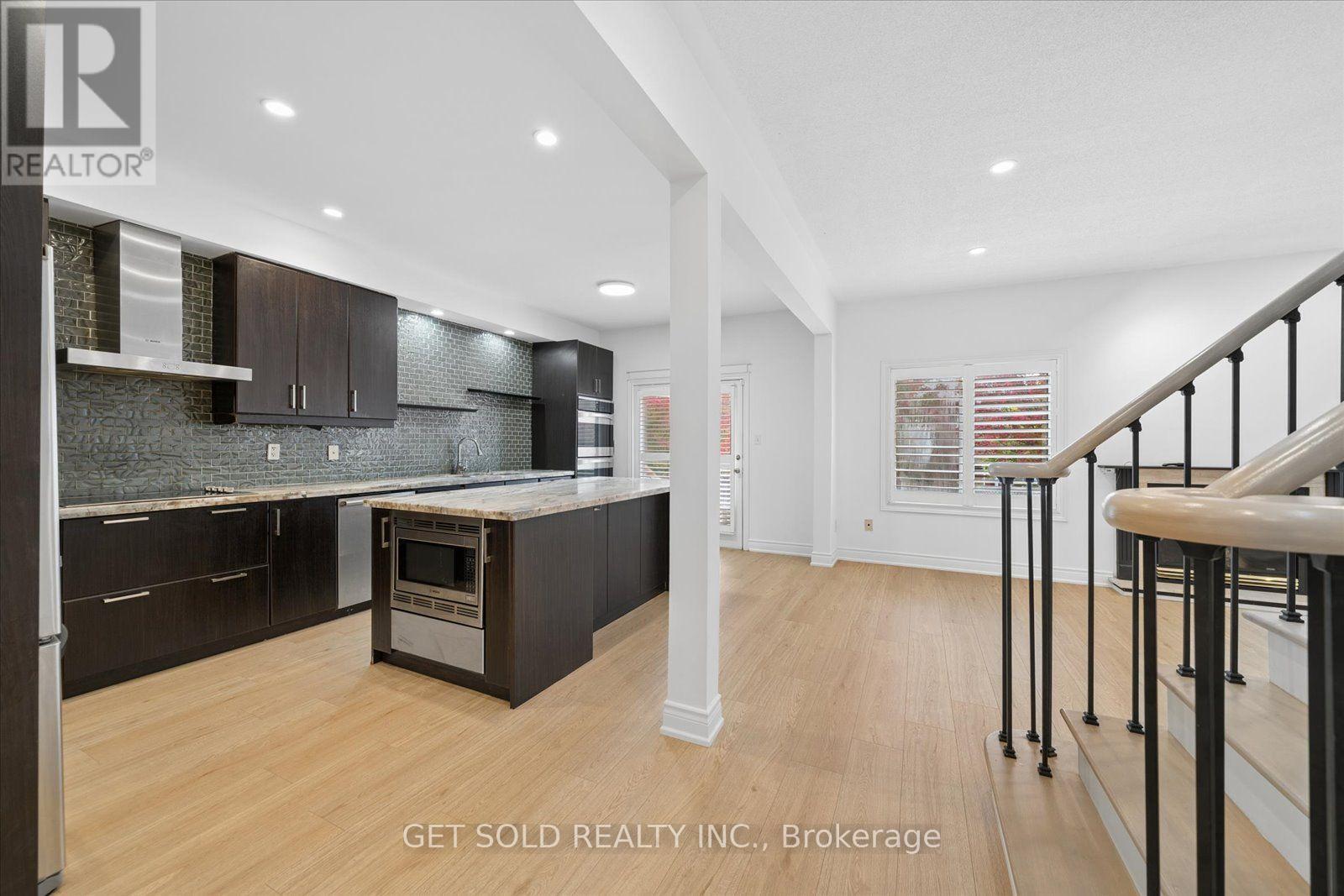 5 Ravine Edge Drive, Richmond Hill, ON photo 11
