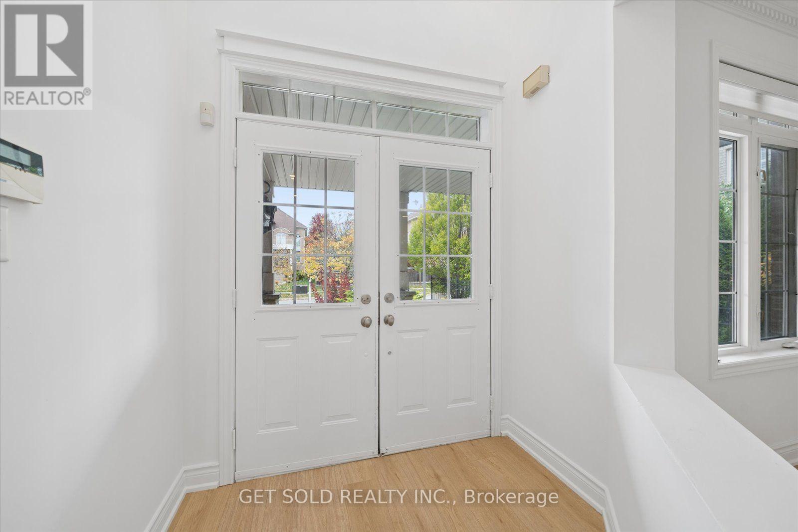5 Ravine Edge Drive, Richmond Hill, ON photo 7