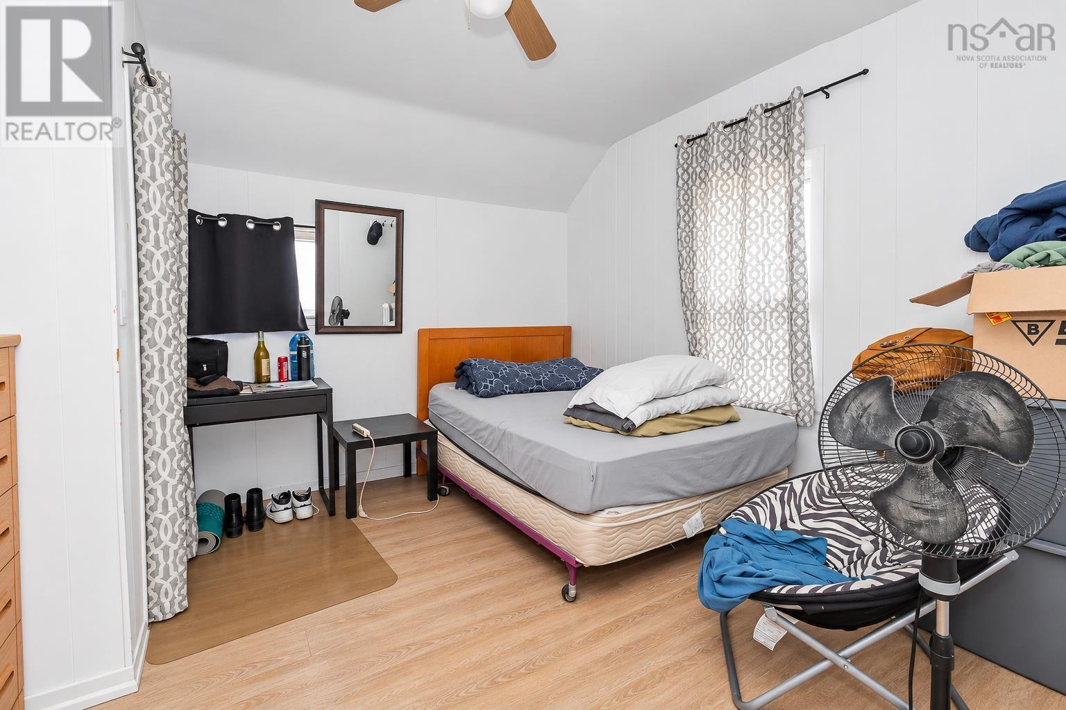 201 Vulcan Avenue - 22