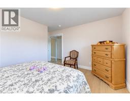 87 Bond Street, Kitchener, ON N2H4S4 Photo 25