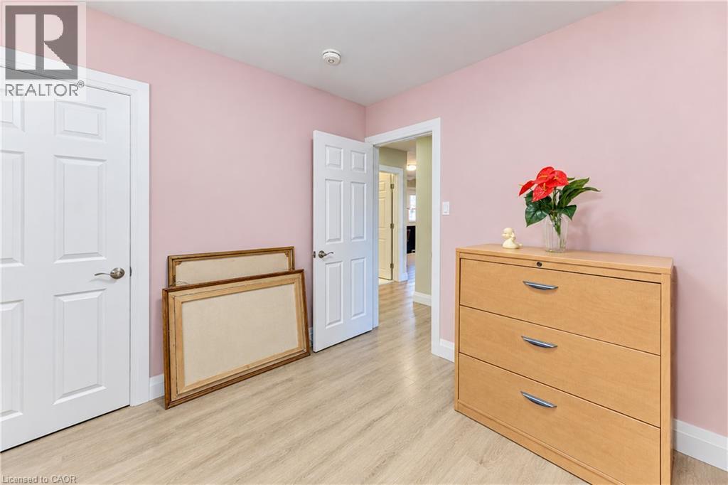 87 Bond Street — photo 21