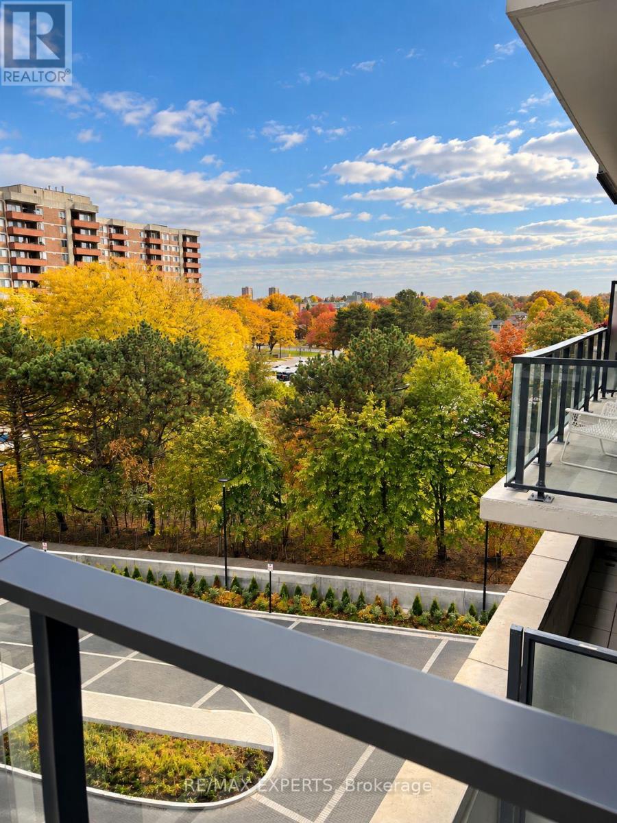4010 Eglinton Avenue West — photo 18