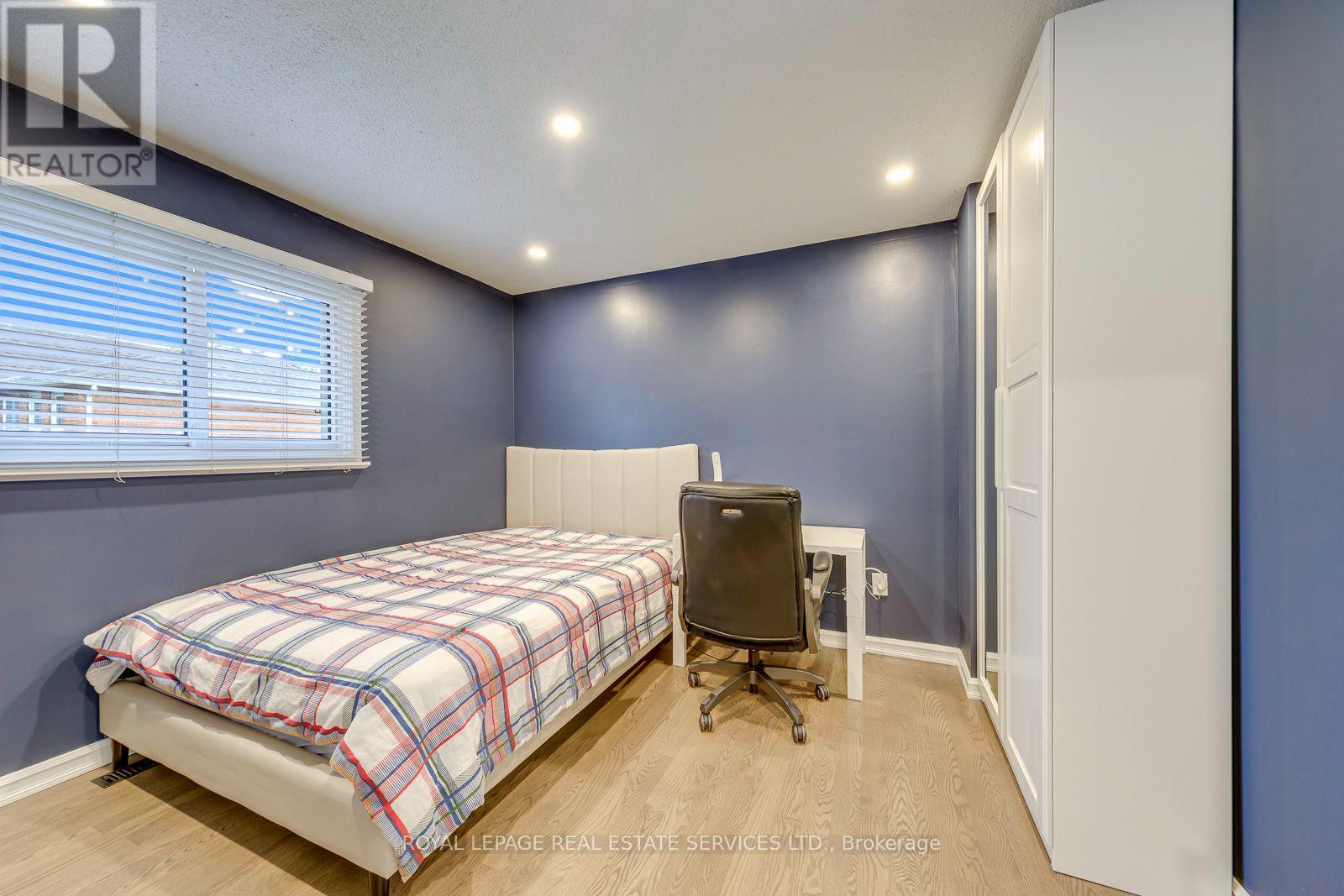 2100 Galena Crescent — photo 27