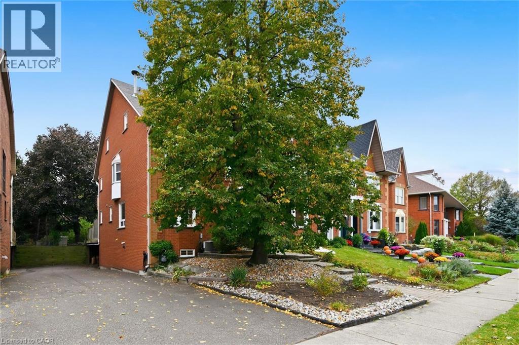 50 EDGEWATER Drive - 3