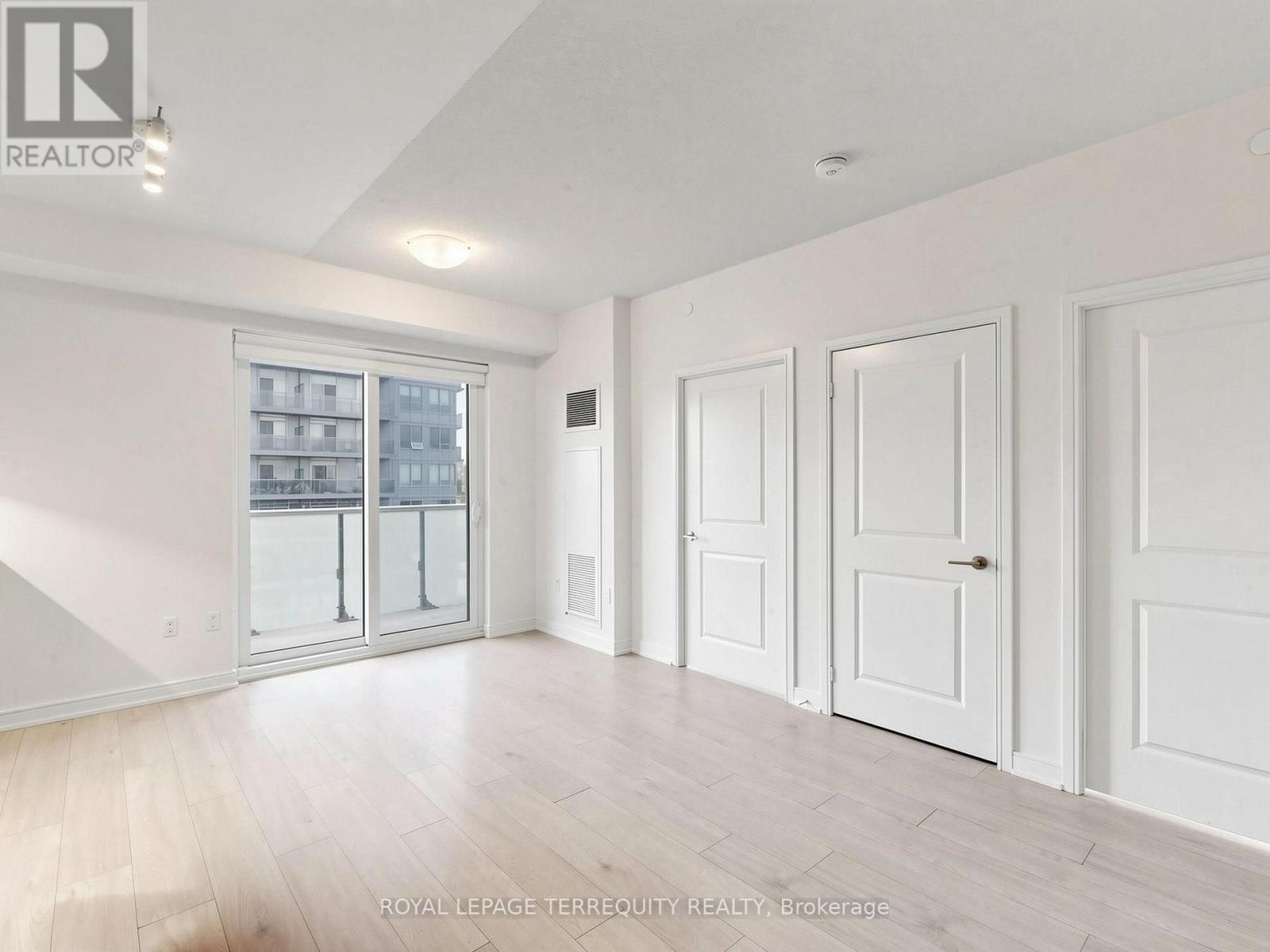 8 Nahani Way — photo 10