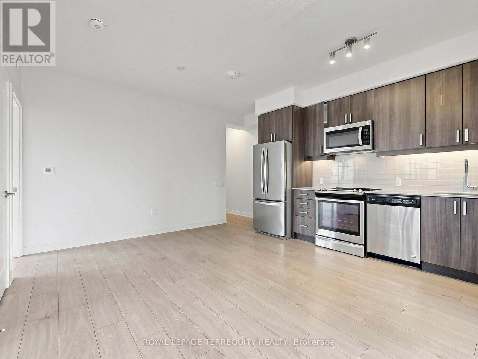 8 Nahani Way — photo 11