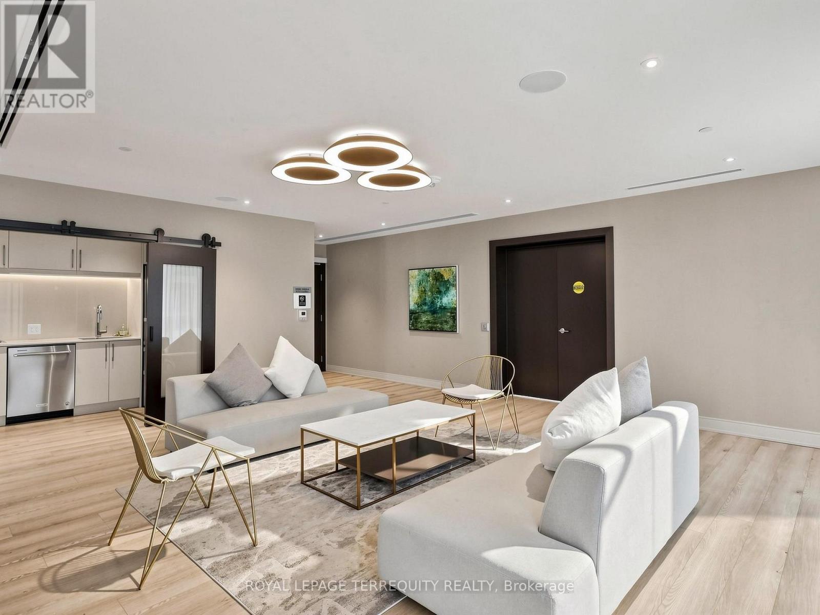 8 Nahani Way — photo 43