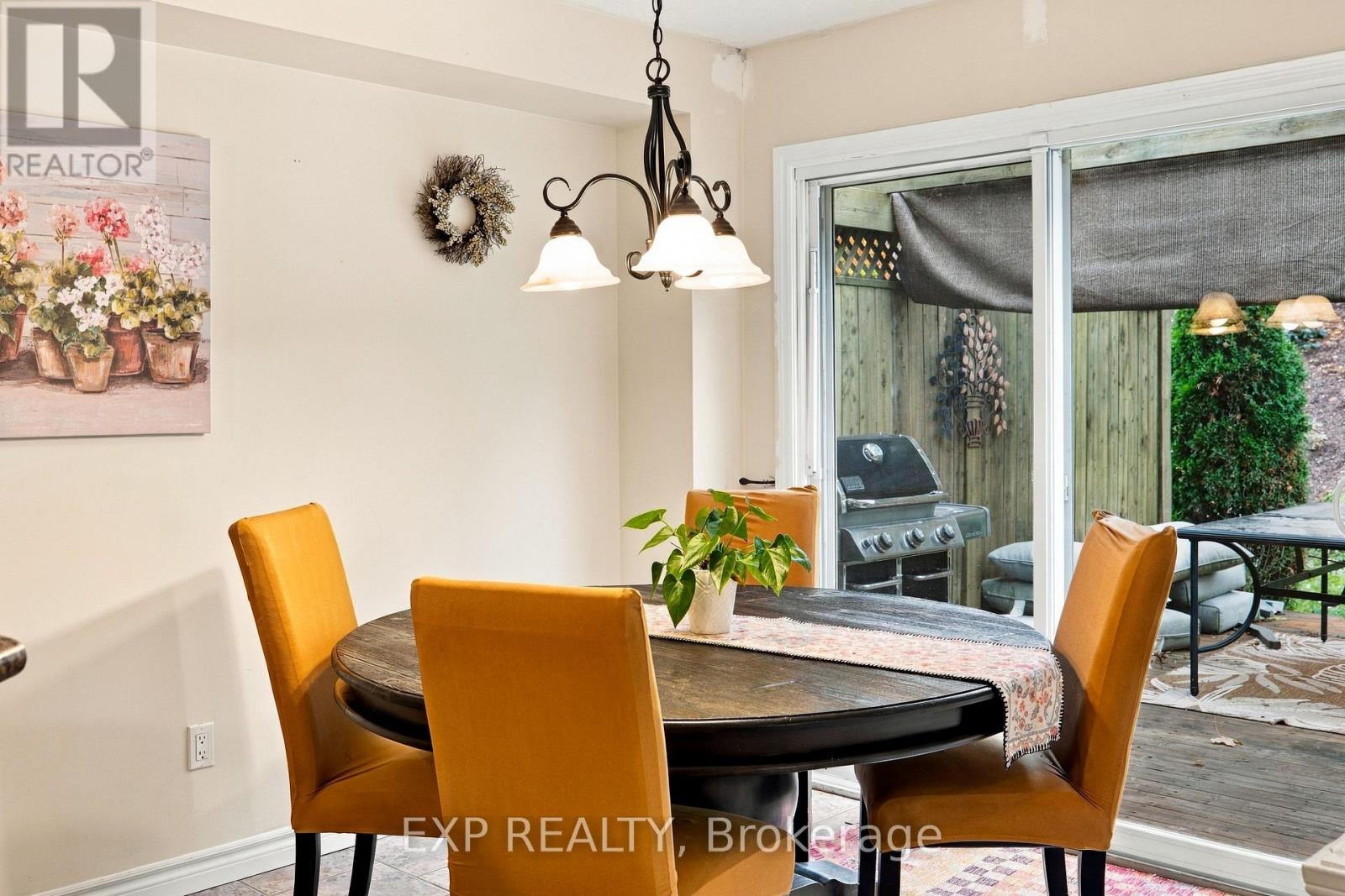 697 Rhine Fall Drive, Waterloo, ON photo 17
