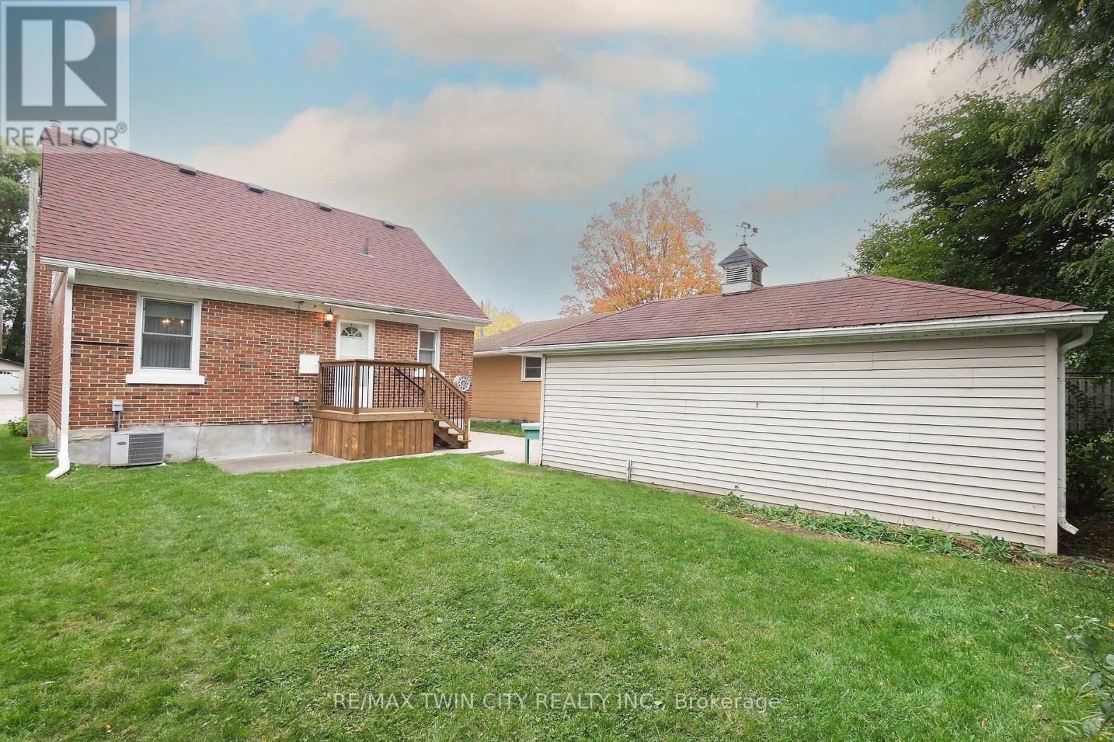 44 Ruby Street, Kitchener, ON photo 34