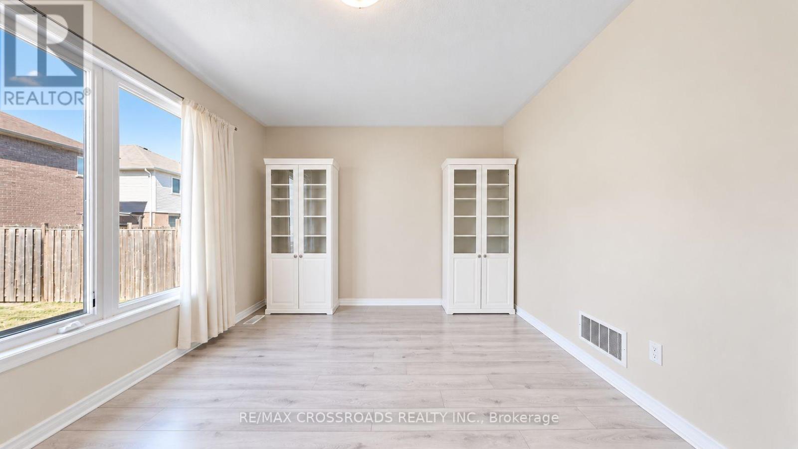 1754 Hayden Lane, Pickering, ON photo 14