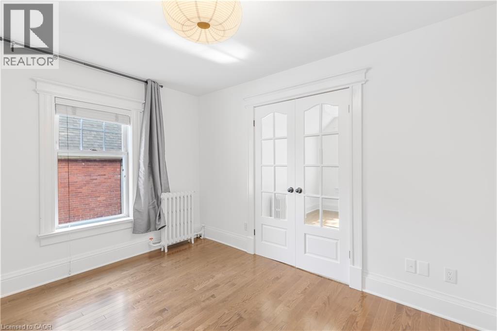 17 GERRARD Street - 21