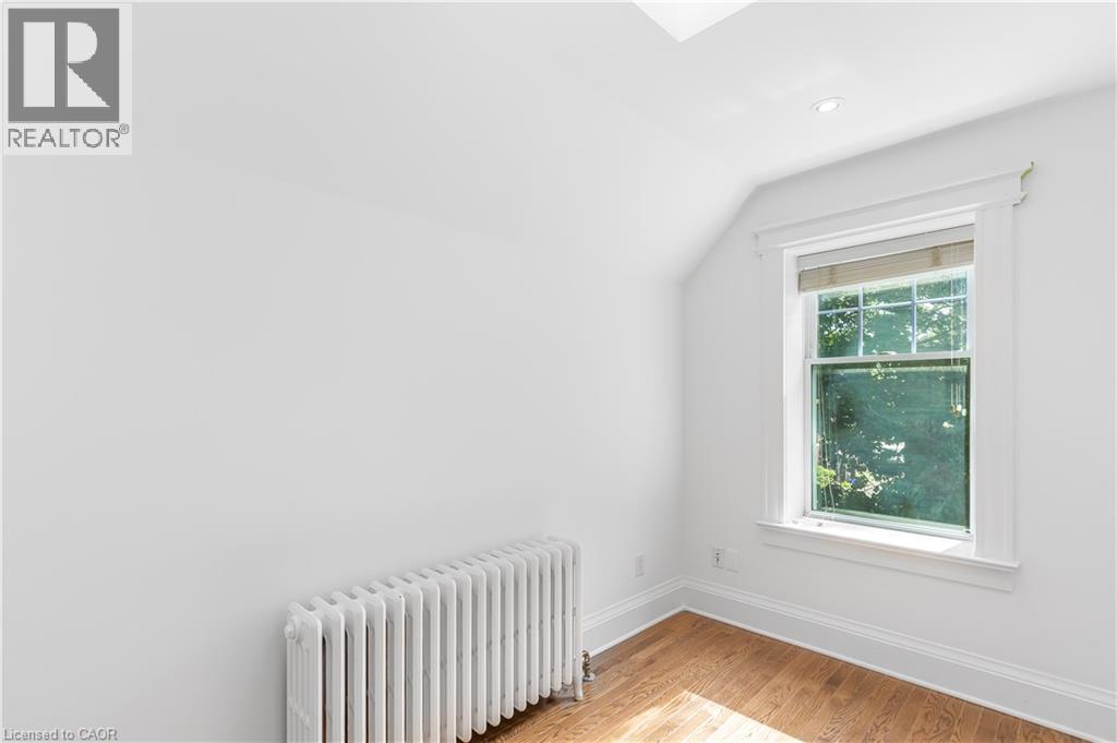 17 GERRARD Street - 25