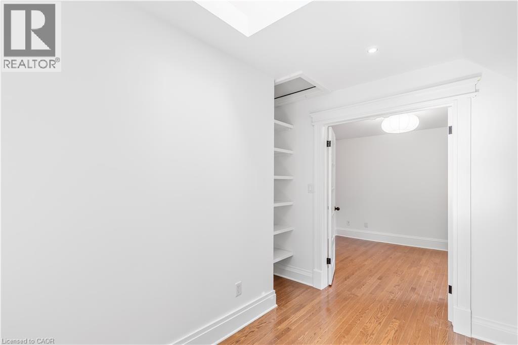 17 GERRARD Street - 26
