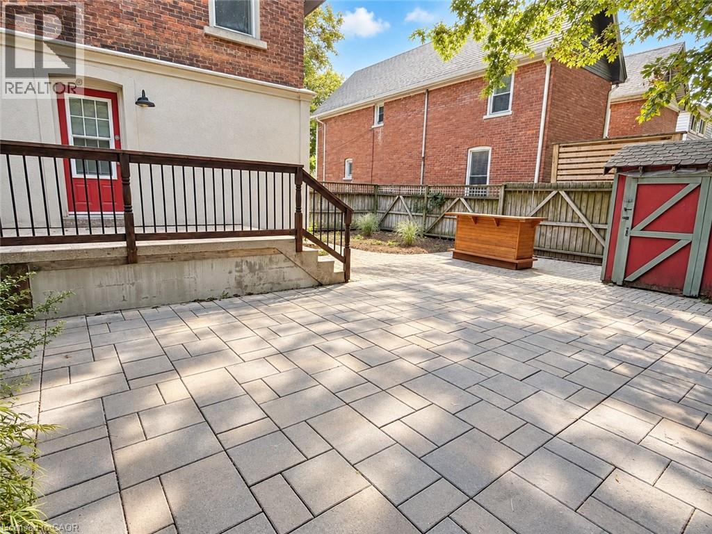 17 GERRARD Street - 35