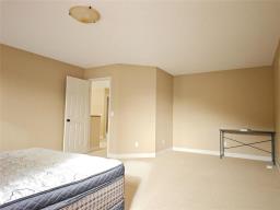 6 Millbank Avenue, Winnipeg, MB R3Y0B4 Photo 24