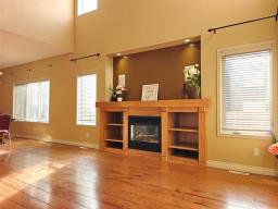 Primary Bedroom - 6 Millbank Avenue, Winnipeg, MB R3Y0B4 Photo 8
