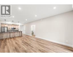 1200 Golden Park Crescent Unit# 4, Bathurst, NB E2A1N3 Photo 11