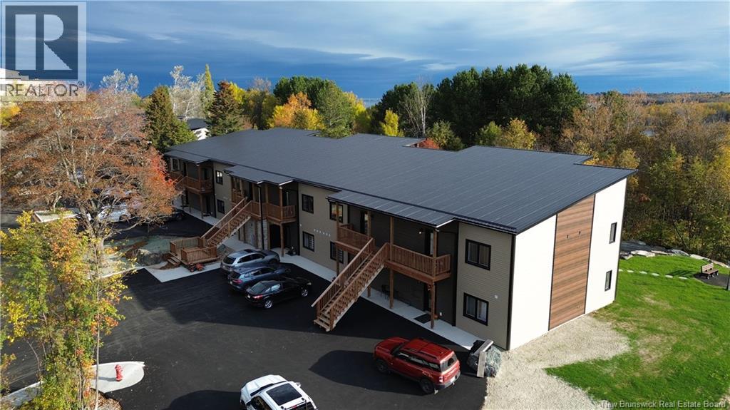 1200 Golden Park Crescent Unit# 3