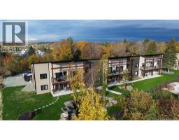 1200 Golden Park Crescent Unit# 3, photo 2