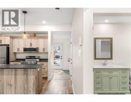 1200 Golden Park Crescent Unit# 1, Bathurst, NB E2A1V1 Photo 12