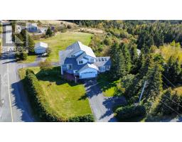 1696 Torbay Road thumbnail 2