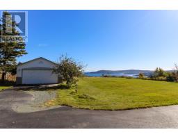 1696 Torbay Road thumbnail 3
