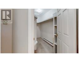 1696 Torbay Road thumbnail 27