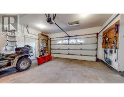 1696 Torbay Road thumbnail 37