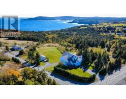 1696 Torbay Road thumbnail 45