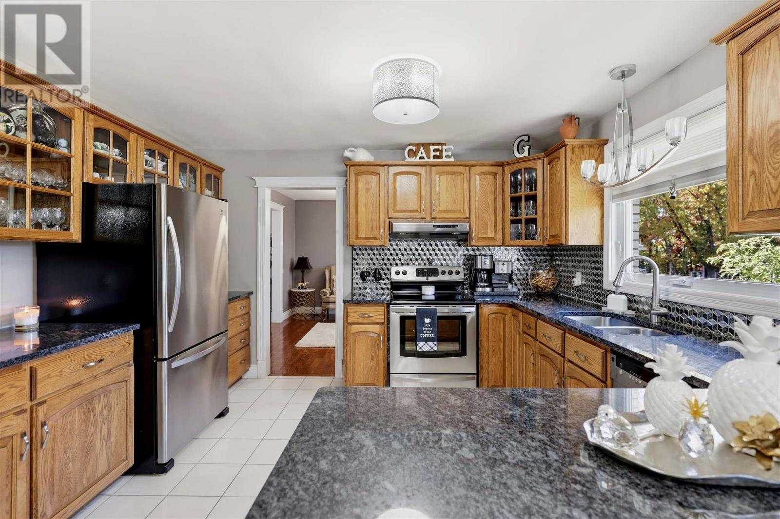 305 Reid St — photo 10