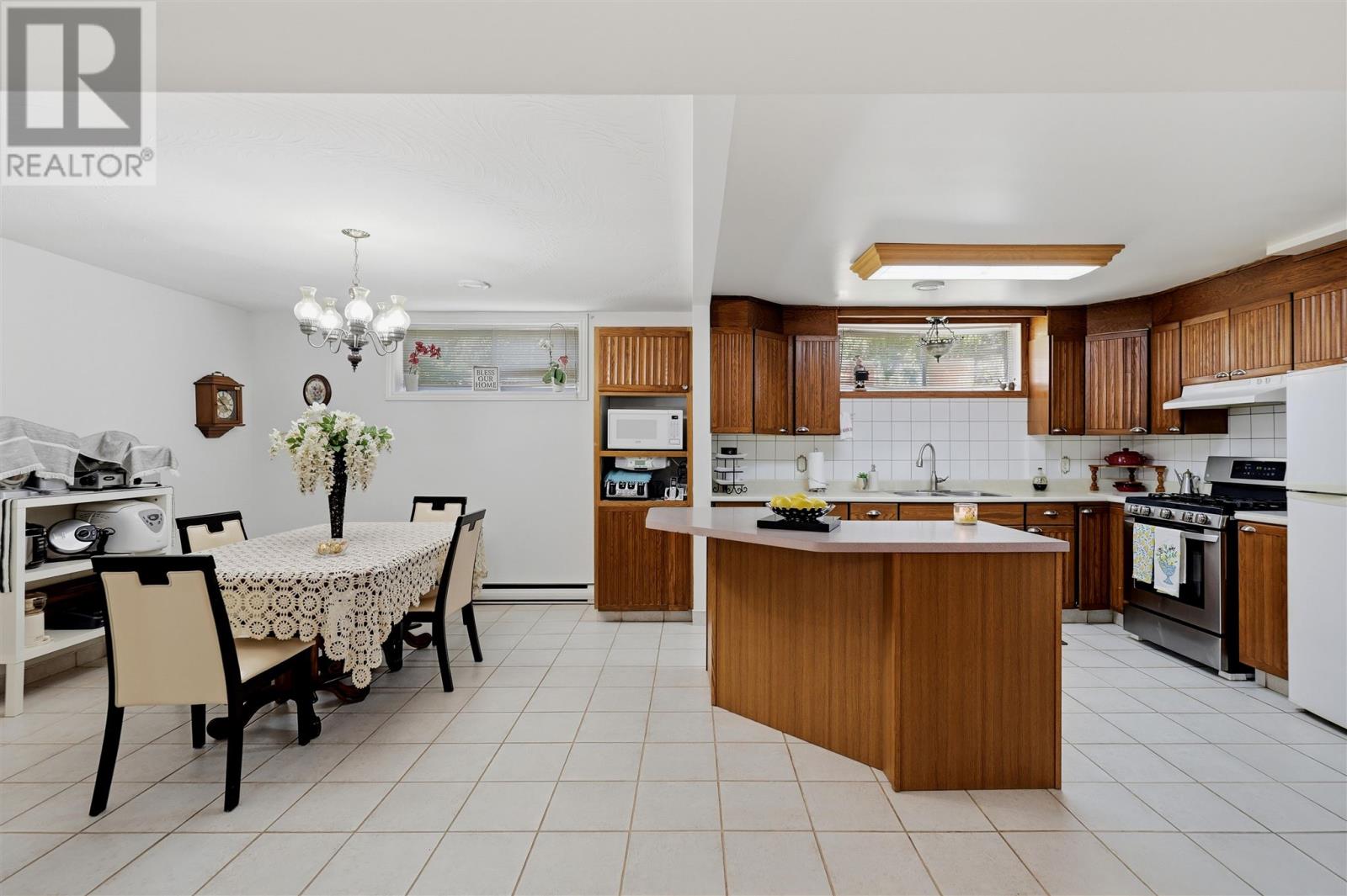 305 Reid St — photo 28