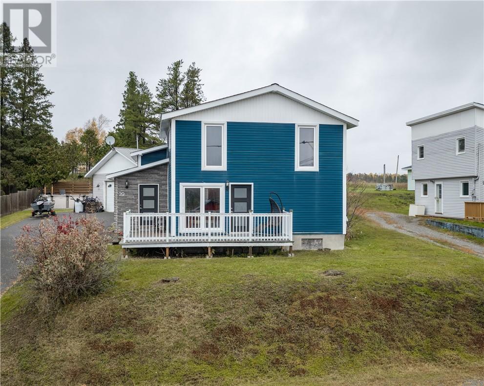 29 Stanhope Avenue - 33