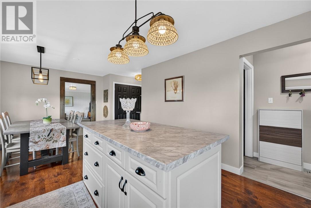 36 EDWARD Avenue - 14