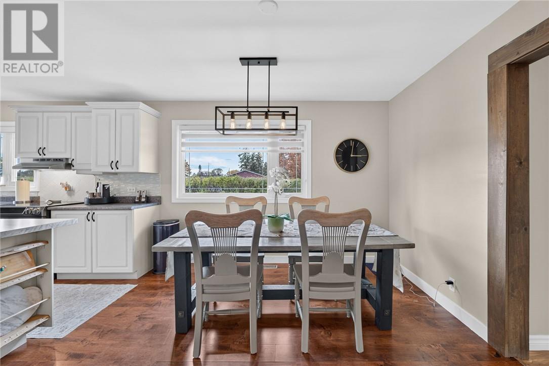 36 EDWARD Avenue - 19