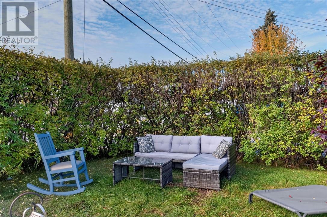 36 Edward Avenue — photo 64