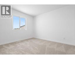 398 Ellen Park, Crossfield, AB T0M0S0 Photo 24