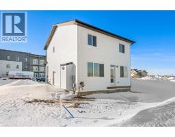 398 Ellen Park, Crossfield, AB T0M0S0 Photo 31