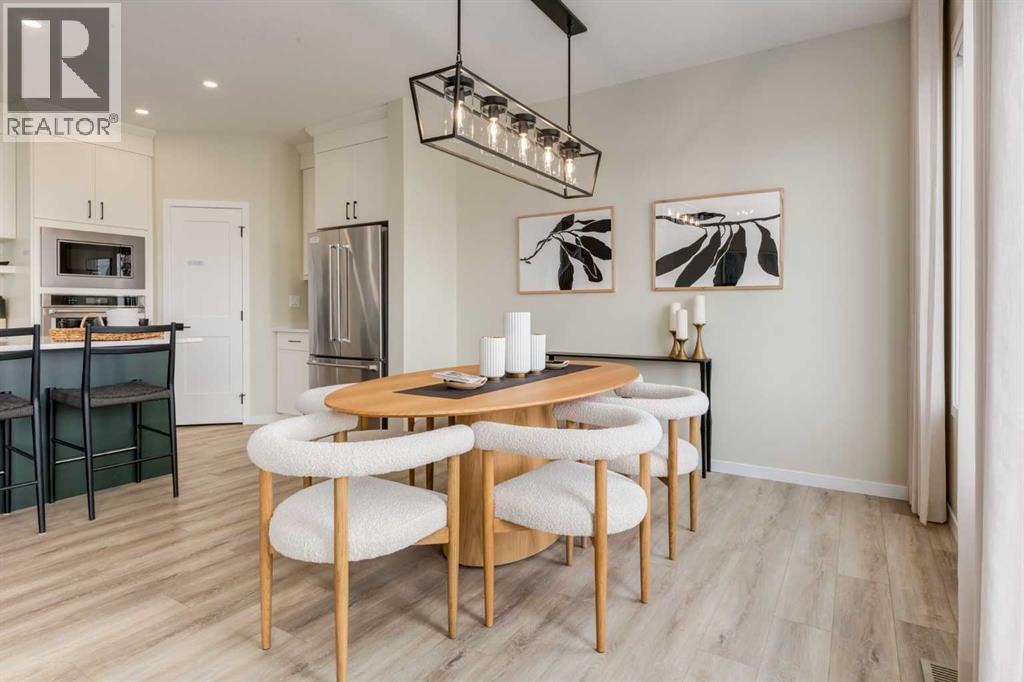 312 Montrose Crescent SE - 12