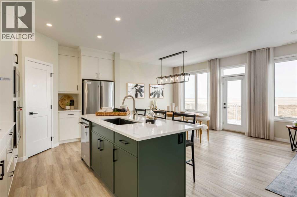 312 Montrose Crescent SE - 4