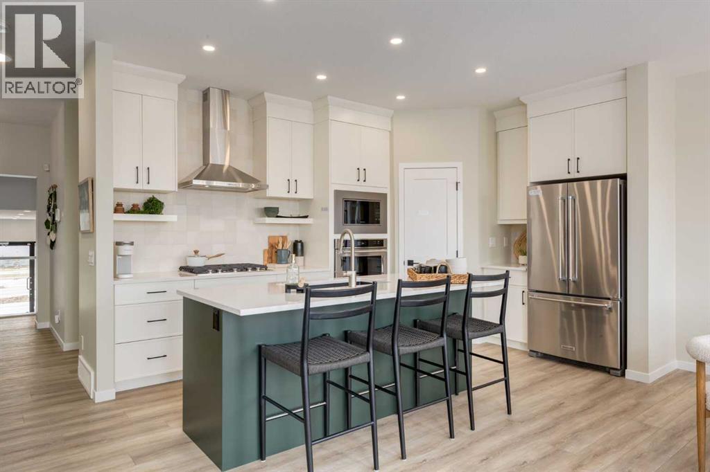 312 Montrose Crescent SE - 6