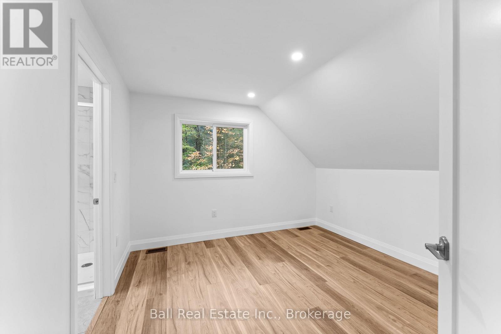 319 Boundary Road — photo 29
