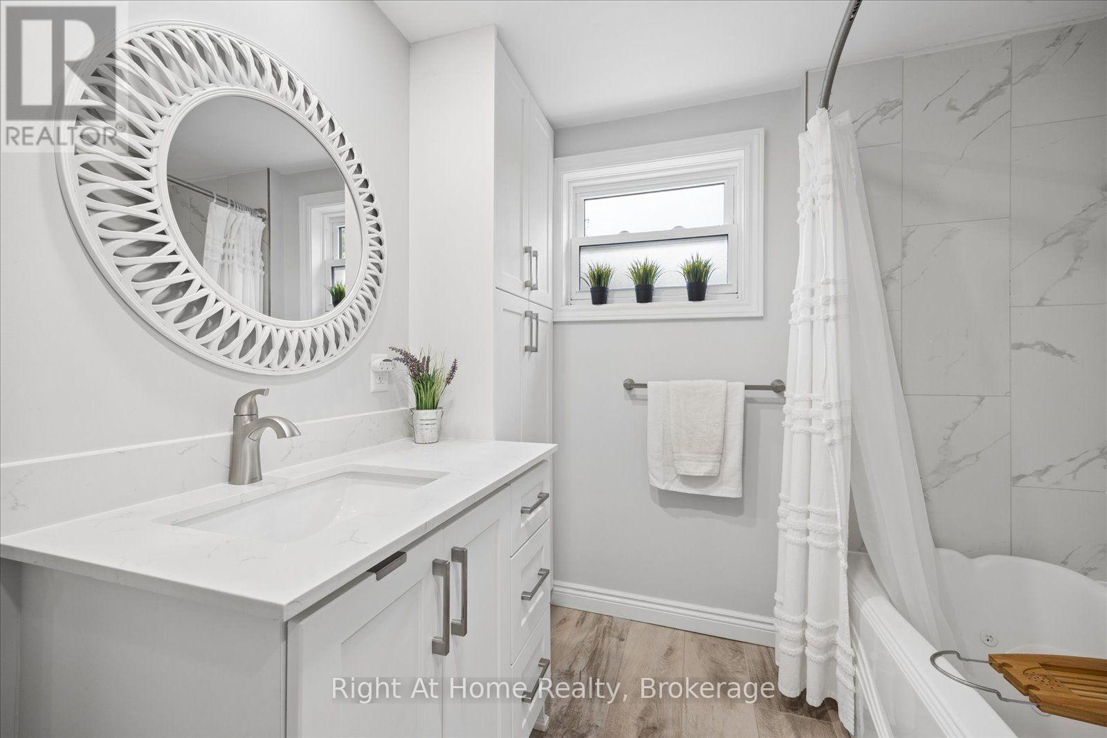1145 Valley Court, Oshawa, ON photo 24