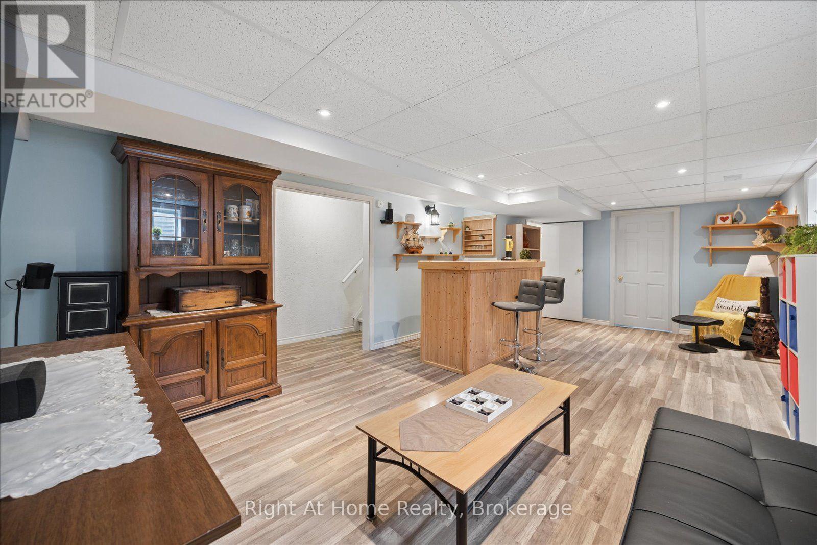 1145 Valley Court, Oshawa, ON photo 31