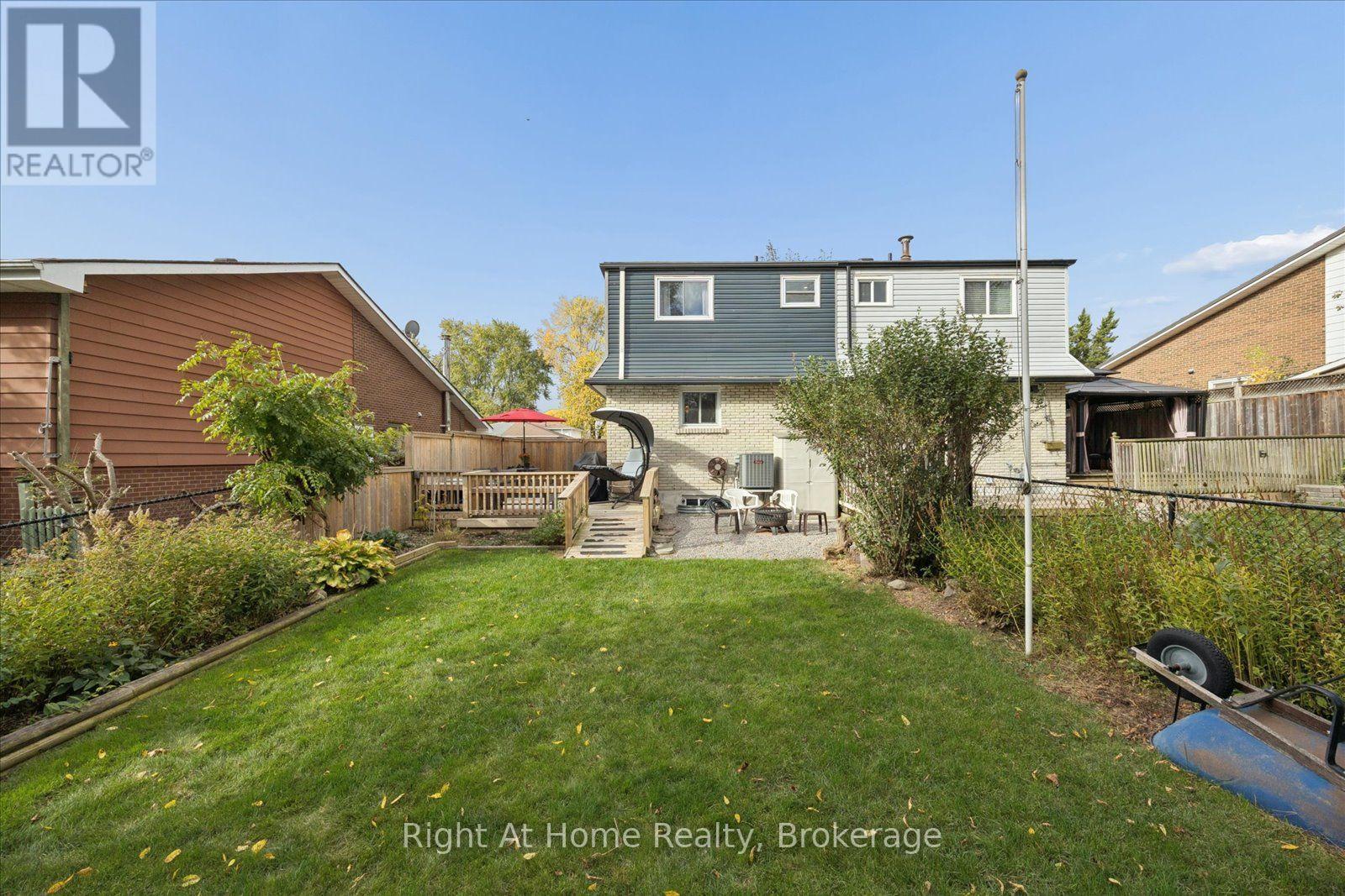 1145 Valley Court, Oshawa, ON photo 43