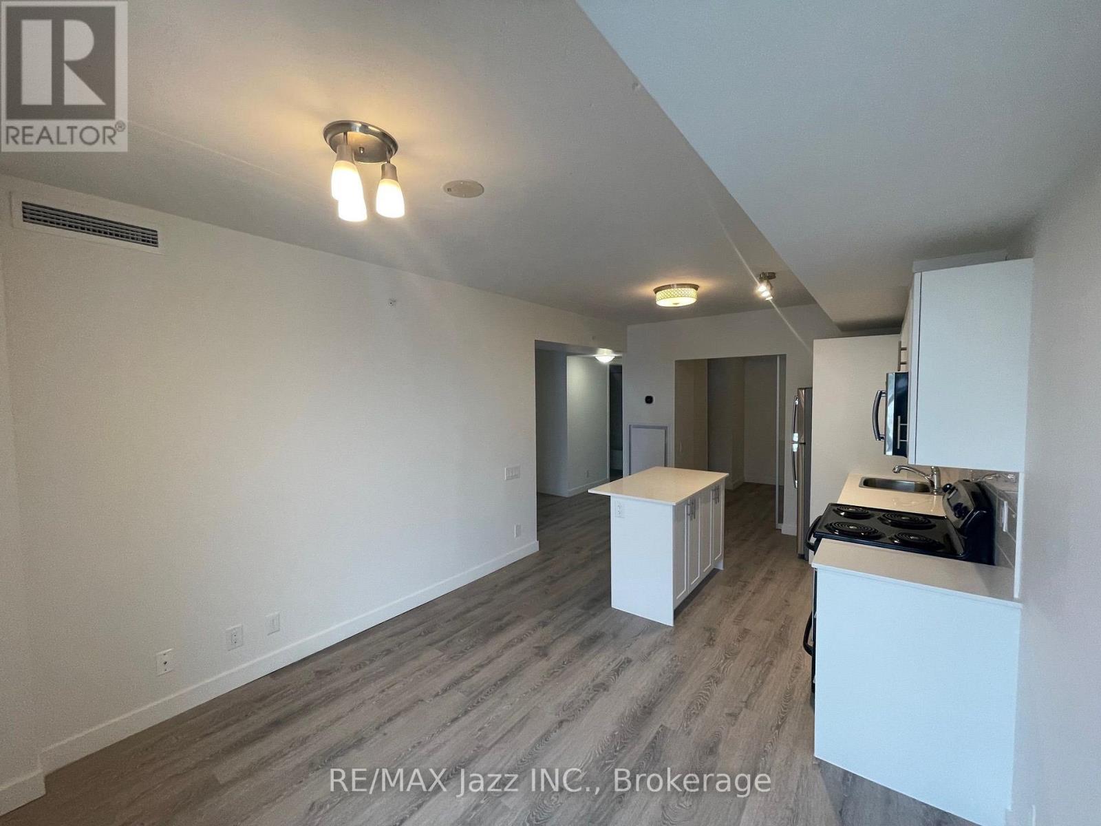 412- 100 Bond Street East, Oshawa, ON photo 15