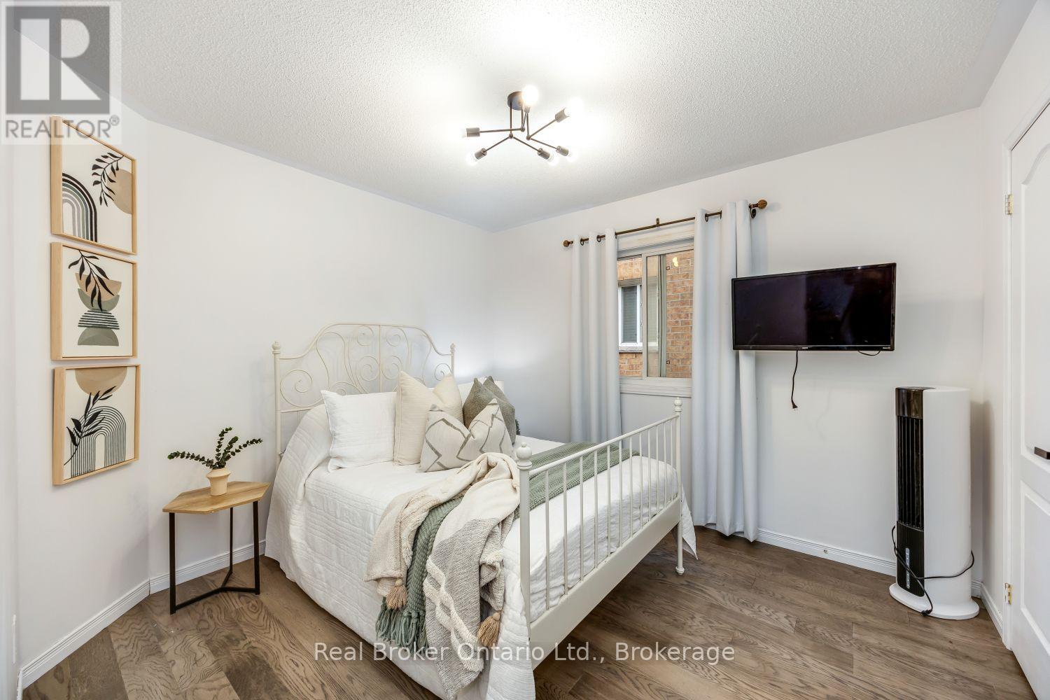 3 Durling Rock Street, Ajax, ON photo 25