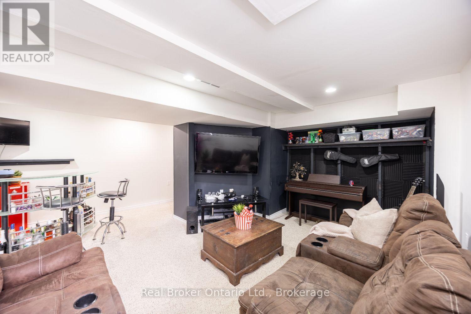 3 Durling Rock Street, Ajax, ON photo 34